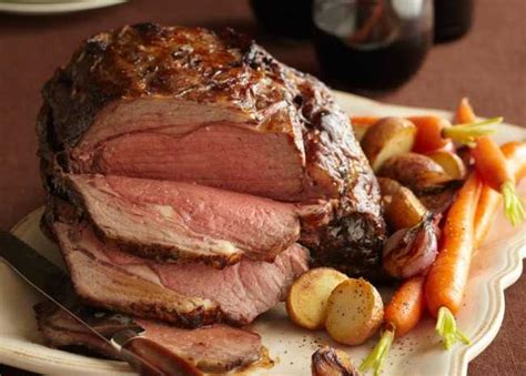 Lay celery, carrots and onion on bottom of a roasting pan large enough to hold the roast. Ja! 15+ Grunner til Vegetables With Prime Rib Dinner ...