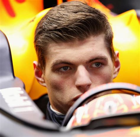 Nach dem crash zwischen lewis hamilton und max verstappen in silverstone gibt es ärger in der formel 1! Max Verstappen: Ein Rüpel und Rockstar mischt die Formel 1 ...