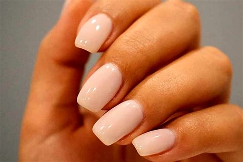 Come mettere lo smalto semipermanente ai piedi? Come applicare lo smalto semipermanente in 4 semplici mosse