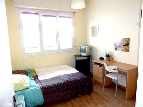 1 immobili in affitto a partire da 300 € / mese. Appartamento in affitto a Nizza . Stanza per studenti ...