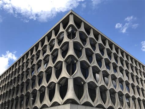 Bnp paribas fortis in belgium. BNP Paribas Fortis Bank in Brussels, Belgium : brutalism