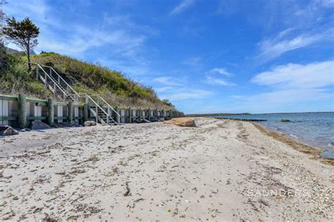 This intimate venue is placed about 56 miles from long island macarthur airport and a few minutes' walk from sunset beach. Shelter Island Quintessential Beach House with Pool