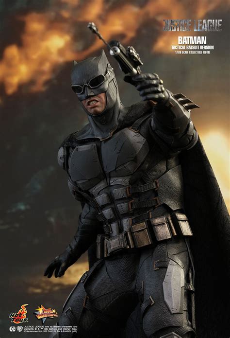 The batman cosbaby (s) stands about 10.5cm tall features a rotating head and dressing in his tactical batsuit. Hot Toys: Justice League - Batman Tactical Batsuit Version