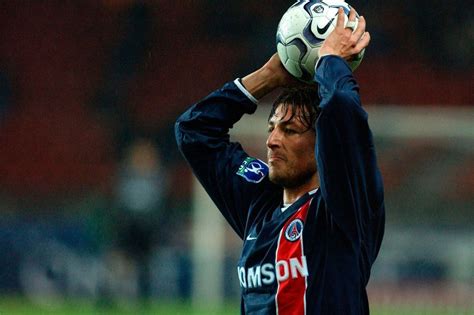 Gabriel heinze was born on april 19, 1978 in crespo, argentina. Ces joueurs de légende du PSG