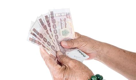 63) ขยายเวลาส่งเงินสมทบ นายจ้าง และ ผู้ประกันตนมาตรา 33, 39 บำนาญประกันสังคม เงินชราภาพ ได้กี่บาท ใครมีสิทธิ์