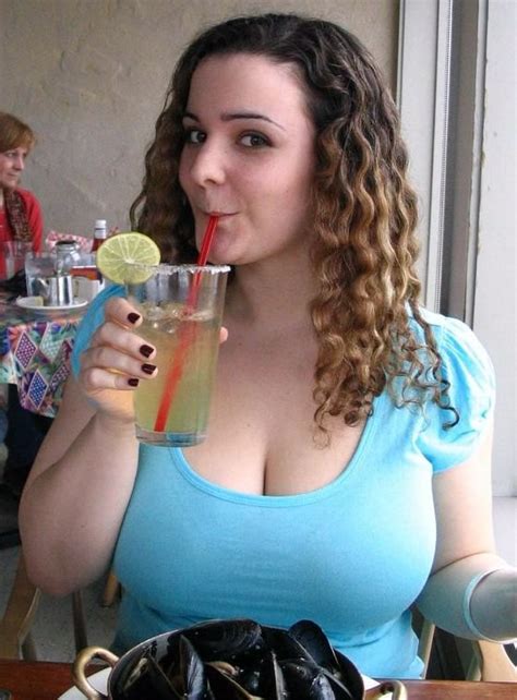 Damn it was some cute little chubby girl. What's not to love about amateur Molly's curves? | sexyukgirl
