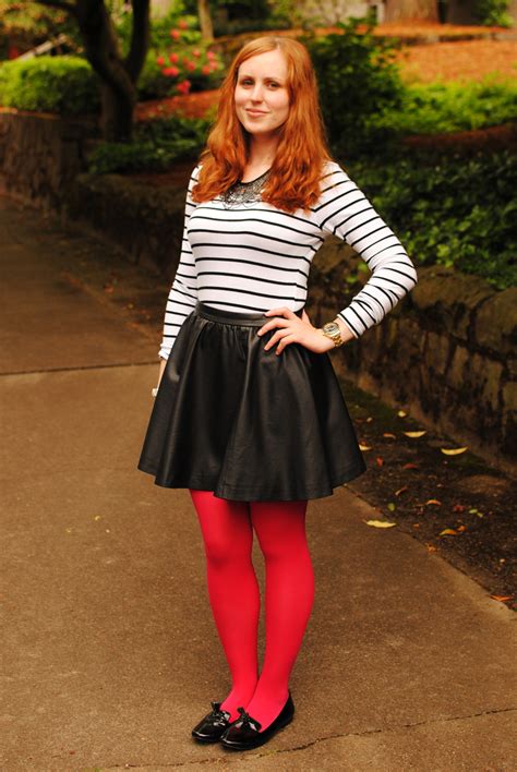 Pantyhose girls guys old pantyhose two. The ultimate red tights inspiration. - Fashionmylegs : The ...