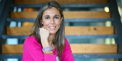 Jedinstvena i neponovljiva, raj je za svršeni odmor.u oazi. Jornal Enfermeiro - Ana Rita Cavaco tomou posse como Bastonária da OE