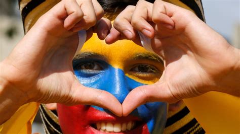 Alexandra ruiz semana en vivo: Alegría tricolor en los 210 años de independencia de Colombia