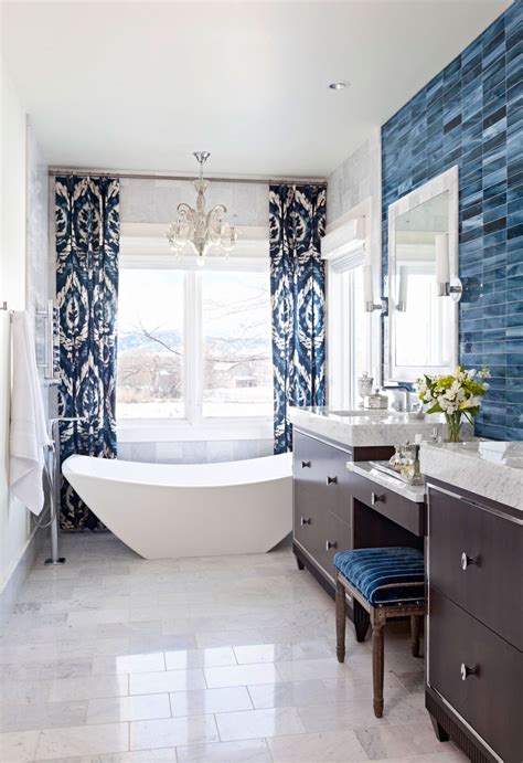 Scroll on for nine blue bathroom cabinet ideas that'll convince you to take the plunge. Decorating Ideas for Blue-and-White Bathrooms ...