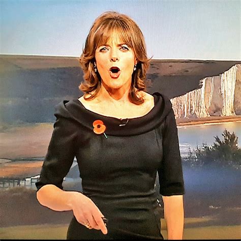 Louise lear (born as tracy louise barden in 1967) is a british television journalist who works as a presenter for bbc weather. PHWOARR (the sexy people thread)