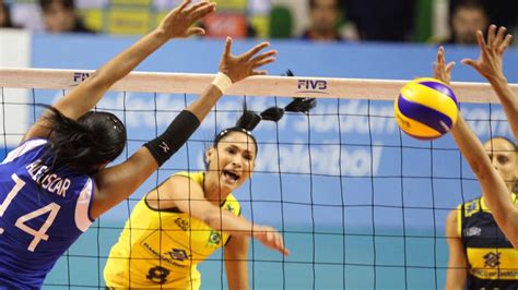 Em 1952, o evento foi estendido também ao voleibol feminino. Jogar Jogos De Voleibol Feminino