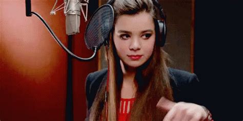 None of these gifs were made by me. Hailee Steinfeld GIF - HaileeSteinfeld Okay ThumbsUp ...