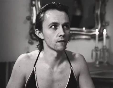 Chord progression artist, performance person, lyricist and songwriter. Sondre Lerche on Twitter: "Here's the new video for ...