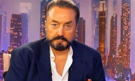 Boğaziçili kedicik müge ögütçü'den şoke. Adnan Oktar'dan 'Askere gitmeyin' talimatı - Tele1