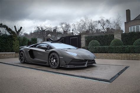 Check spelling or type a new query. Extra hete Mansory Aventador Superveloce voor James Stunt ...
