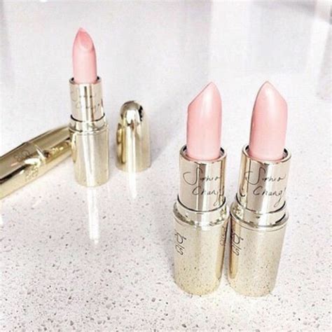 Die richtige Lippenstift Farbe auswählen - Make-up Tipps