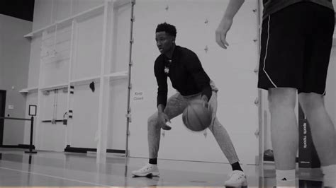 Jonathan kuminga, right, poses for a photo with nba commissioner adam silver after being with the seventh pick in thursday's draft, the warriors selected jonathan kuminga, a physically gifted. Jonathan Kuminga - 5 Star c/o 2021 - YouTube