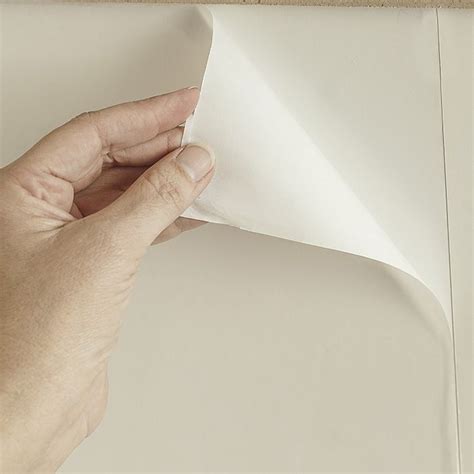 What is musselbound adhesive tile mat? MusselBound adhesive mat Peel away the outside liner ...