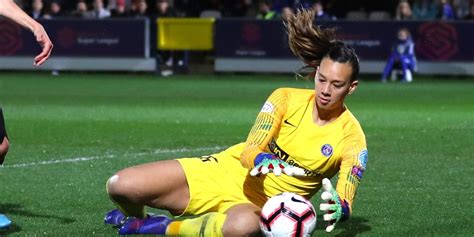 Cabe recordar que christiane endler ha recibido múltiples elogios por competir constantemente en la élite del fútbol mundial. Christiane Endler | Arquera chilena del PSG concede ...