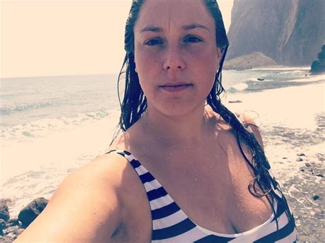 Marido de joana machado madeira estava a praticar surf no mar da barufeira quando se deu o acidente. Joana Machado Madeira mostra-se na praia e em situações ...