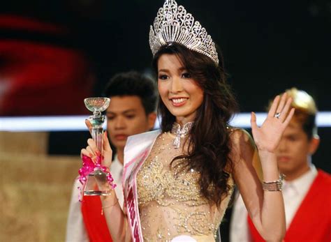 Moe set wine competed in miss universe myanmar 2013 which was held on october 3, 2013 at the national theatre in yangon. Chinese controversy surrounds Miss Universe Myanmar | DVB ...