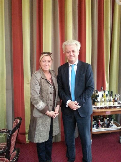 Does geert wilders have tattoos? Hoe Wilders via Twitter de revolutie voorbereidt - NRC