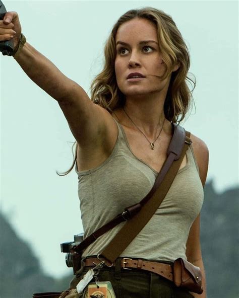 She was born on october 1, 1989 in sacramento, california the daughter of chiropractors who had a practice together. Brie Larson : JerkOffToCelebs