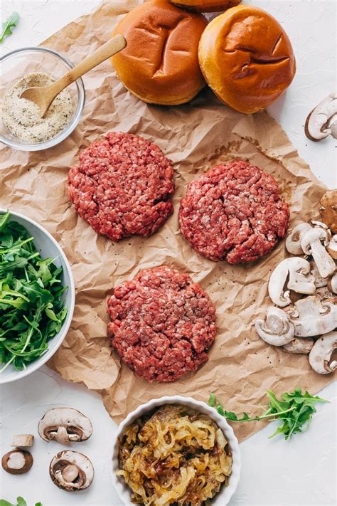 A totally paleo burger for everyone to so obviously the bun is an important part of any burger, but next up is the toppings! Perfect Onion Mushroom Burger / This caramelized onion and mushroom burger with grain free bun ...