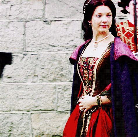 Natalie dormer is a british actress of cinema and theater; natalie dormer anne boleyn gif | WiffleGif