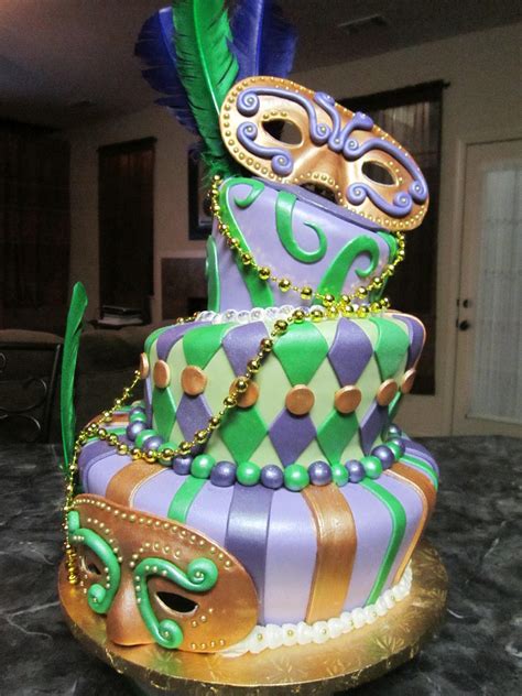 The mardi gras imports store is viewable immediately off interstate 10 and is an easy and convenient stop for customers passing through slidell on their way to new orleans or the gulf coast area. Mardi Gras Cakes - Decoration Ideas | Little Birthday Cakes