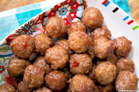 When the oil is hot, place the meatballs into the frying pan or pot. Howto Make Meatballs Stay Together In A Crock Pot - Best Bbq Crockpot Meatballs Easy Slow Cooker ...