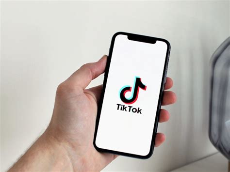 Tik tok hot terbaru 2020 |goyang hot seksi original yang terbaru tik tok hot 2020 guys jangan like & subscribe ya. Tiktok 20 Juni 2021 Viral Dance 5 Cowo / Intip Deretan ...