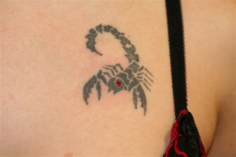 Flyer tattoo wien studio in 1060, mariahilfer straße 61 (im hof. Dermal-Anchor-Tattoo-Skorpion - Piercing Studio Wien