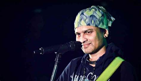 Music was composed by zubeen garg. Zubeen Garg Bio, Height, Weight, Age, Family, Girlfriend ...