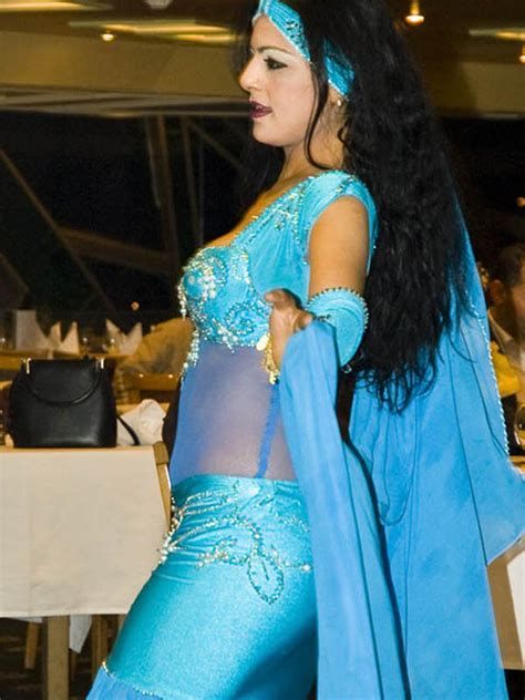 Find photos of indian girl. Indian Belly Dance Girls | Beautiful Belly Dance: Indian ...