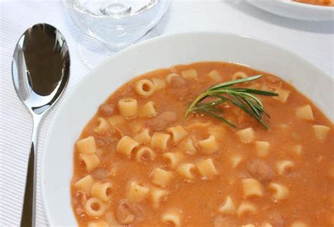 We did not find results for: Ricetta Minestra con Fagioli Cannellini e Borlotti | Rezept