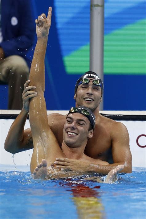 Gregorio paltrinieri e gabriele detti. Olimpiadi di Rio 2016: la gara e l'abbraccio fra Gregorio ...