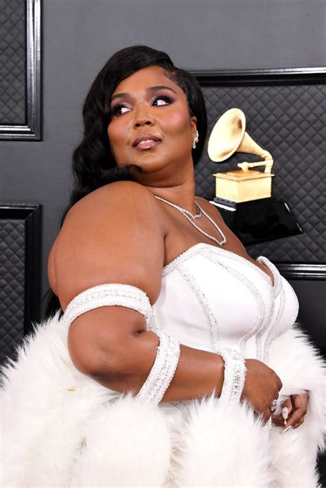 Lizzo 2020 grammy performance reaction. Lizzo at the Grammys 2020 | Pictures | POPSUGAR Celebrity ...
