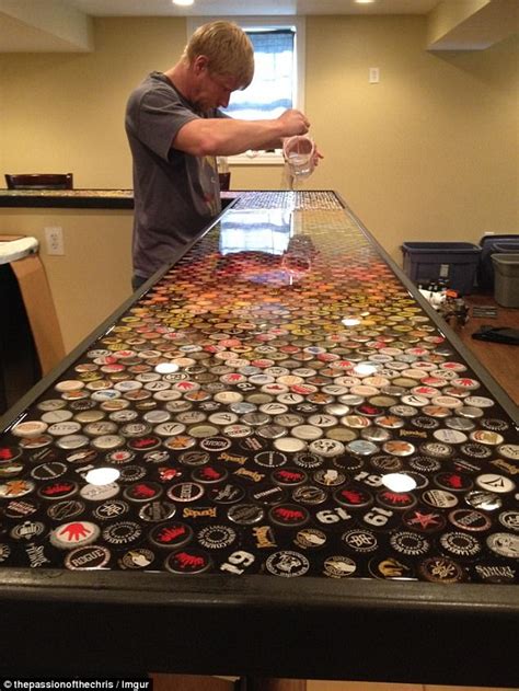 Bottle cap table using 625 beer bottle tops! Man makes custom home bar covered in 2,500 bottle caps ...