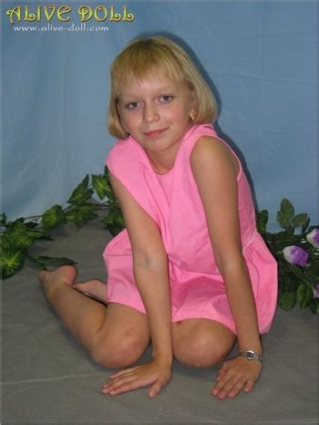 I have 88 galleries, 7526 pictures, 1,561,972,623. (CMA) Child Model Agency - NNClub