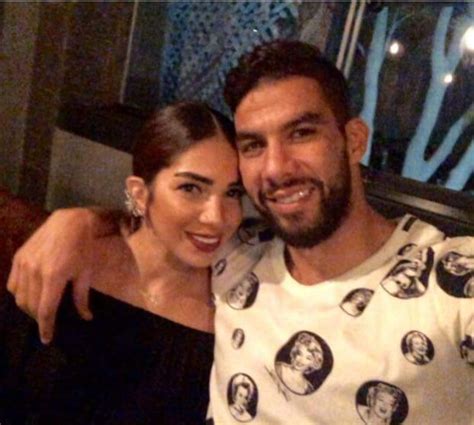 Jun 09, 2021 · أحمد المحمدي، لاعب المنتخب الوطني وفريق أستون فيلا الإنجليزي، فتح صندوق أسراه، وكشف عن العديد من الملفات الشائكة خلال الفترة الماضية، وحقيقة خلافاته المتعددة مع حسام البدري، المدير الفني لمنتخب مصر، عقب استبعاد. شريف اكرامى وزوجته / Ù‡Ù„ ØªÙ… Ø¶Ø±Ø¨ Ø±Ù…Ø¶Ø§Ù† ØµØ¨Ø­ÙŠ ...