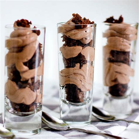 ¼ cup coffee mixed with shot of rum, chocolate coffee pudding, cake layers, cocoa powder, vanilla yogurt or vanilla pudding and whipped cream. 24 Easy Mini Dessert Recipes - Delicious Shot Glass Desserts