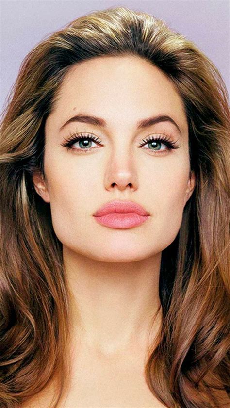 Smiling angelina jolie in young age. Pin by Nitu456 on latest hotness in 2020 | Angelina jolie ...