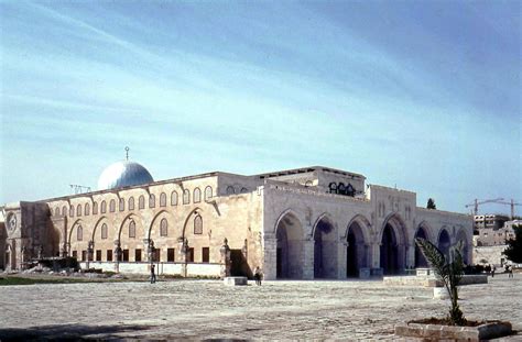 We have a collection of best islamic wallpapers for smartphones, available for free direct download without any. File:Al aqsa moschee 2.jpg - Wikimedia Commons