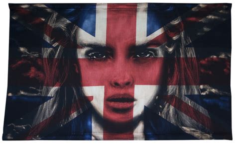 Blog archive septiembre (1) junio (1) mayo (4) abril (5) marzo (8) diciembre (1) septiembre (10) agosto (1). Contemporary British artist using vintage flags and fabric ...