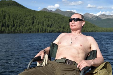 Wladimir wladimirowitsch putin wurde am 7. Putin, der Selbstdarsteller wird 65 | NZZ
