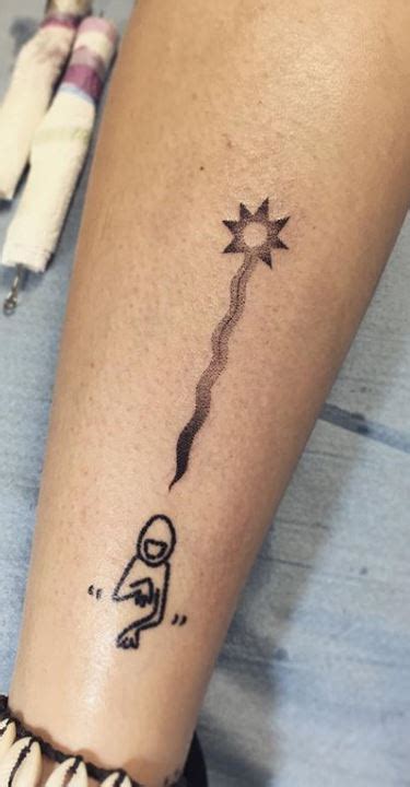 When considering a star tattoo that represents a significant moment in a person's life, a shooting star is ideal. 35 Trendy Shooting Star Tattoos, Ideas, Designs & Meanings - Tattoo Me Now