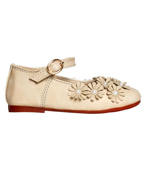 Maybe you would like to learn more about one of these? Little Soles Mary Jane With Pearl Flowers Price in India ...