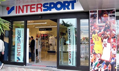 Intersport has the worldwide leading position in the sporting goods retail market. Intersport Twinsport neemt vestiging Sportsworld over in ...